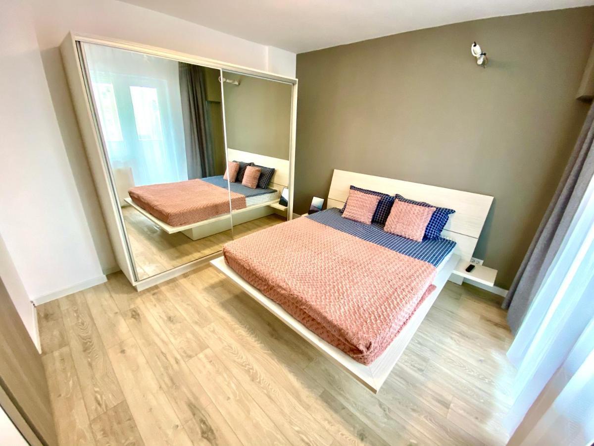בוקרשט Mega Rossa Residence מראה חיצוני תמונה