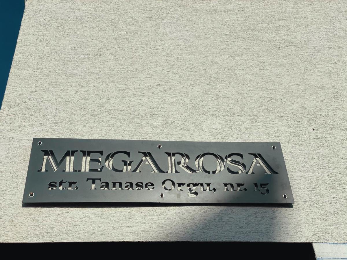 בוקרשט Mega Rossa Residence מראה חיצוני תמונה
