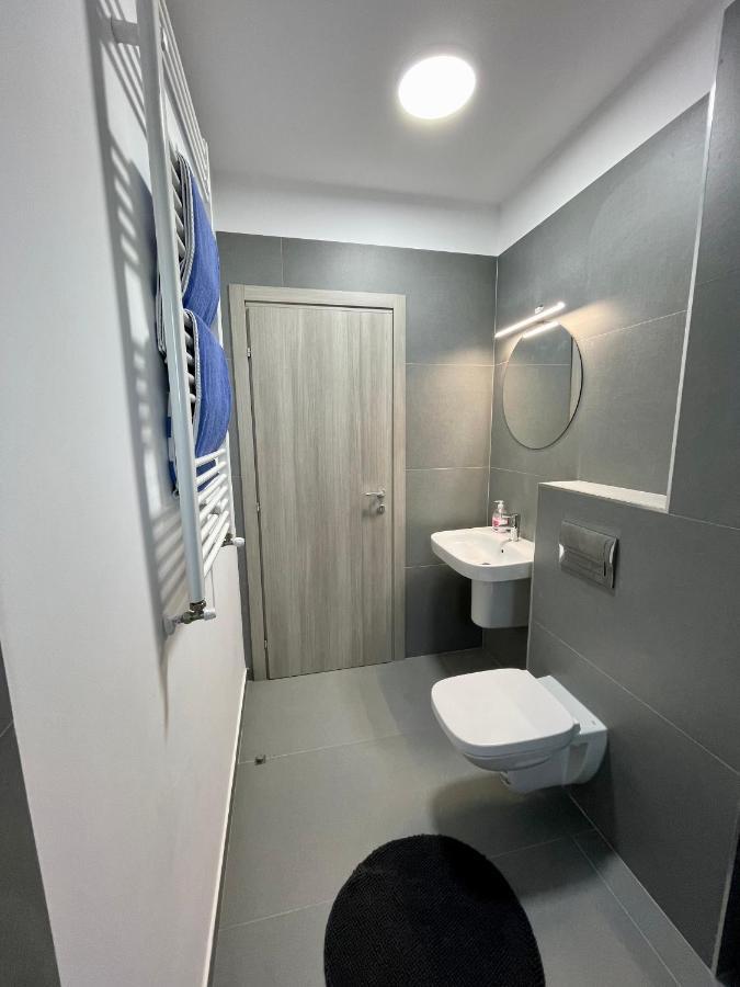 בוקרשט Mega Rossa Residence מראה חיצוני תמונה