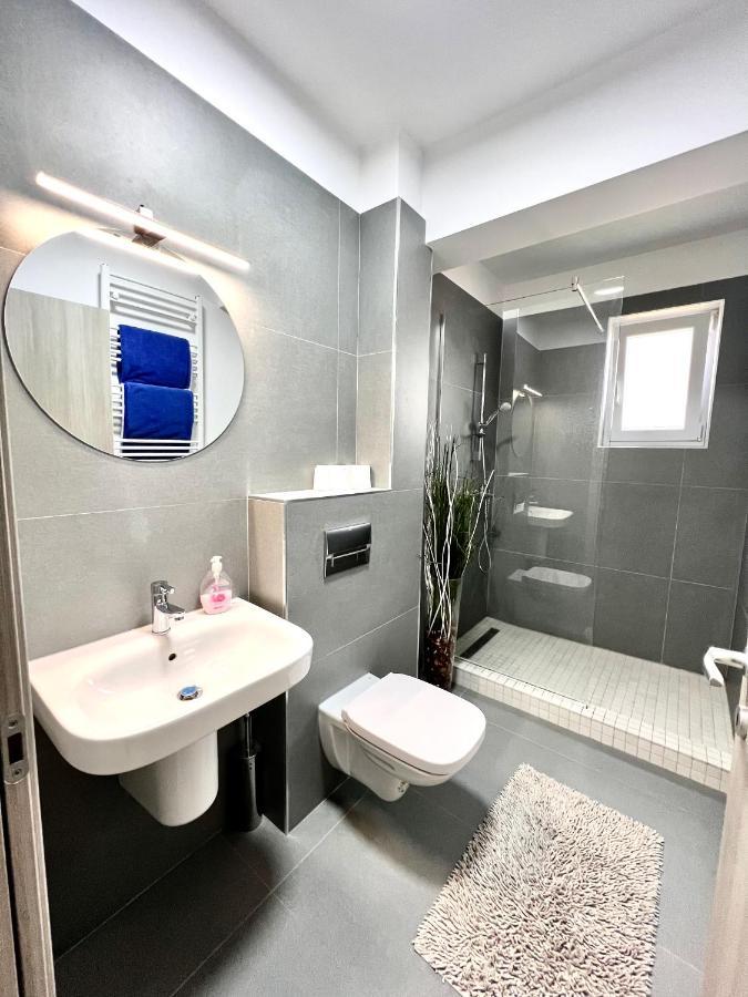 בוקרשט Mega Rossa Residence מראה חיצוני תמונה