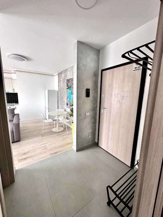 בוקרשט Mega Rossa Residence מראה חיצוני תמונה